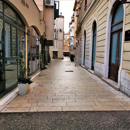 Gasthof Divinity's Reach - Old Town Center Zadar