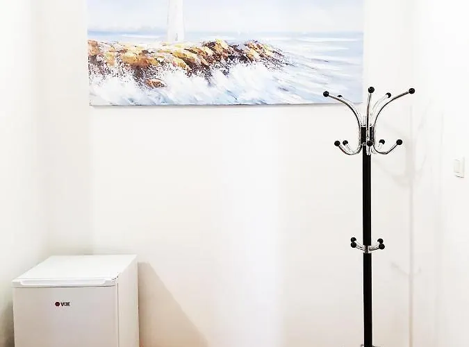 Divinity's Reach - Old Town Center Guest house 4*